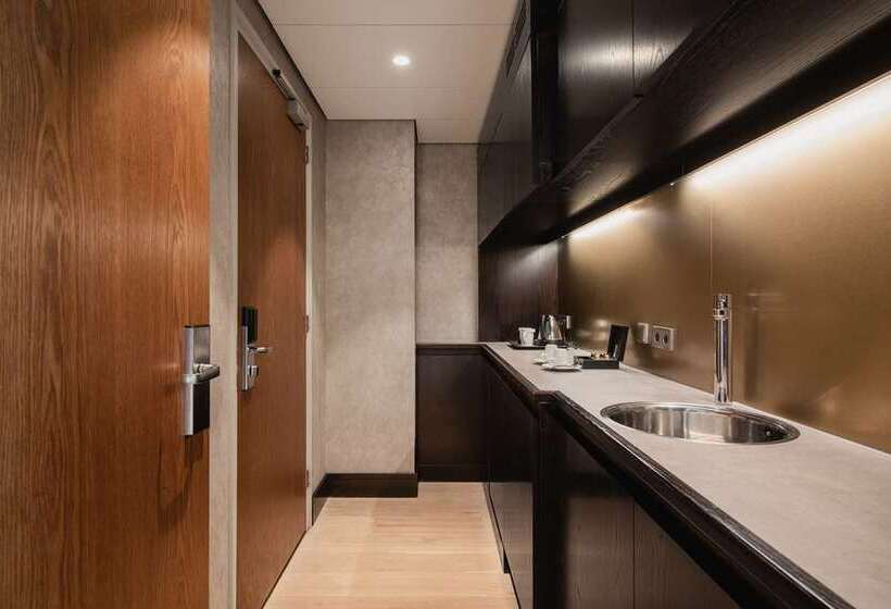 호텔 Hilton The Hague