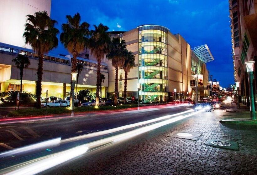 酒店 Holiday Inn Express Sandton Woodmead, An Ihg