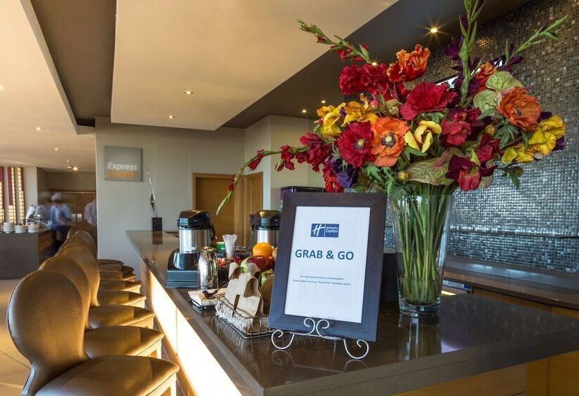 酒店 Holiday Inn Express Sandton Woodmead, An Ihg