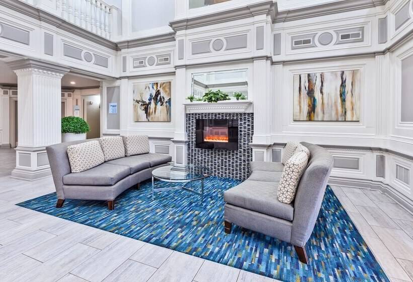 فندق Holiday Inn Express & Suites Carmel North – Westfield, An Ihg