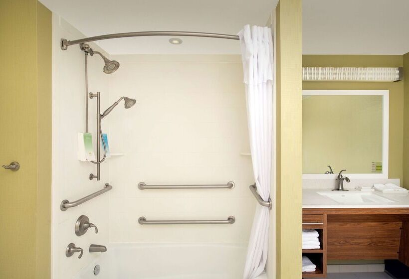 هتل Home2 Suites By Hilton Baltimore Downtown