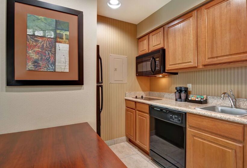 فندق Homewood Suites By Hilton Fayetteville