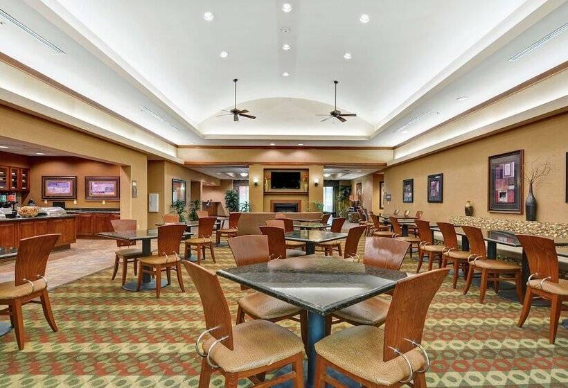 هتل Homewood Suites By Hilton Fayetteville