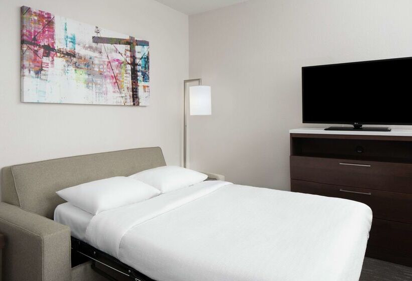 هتل Homewood Suites By Hilton Nashvilledowntown