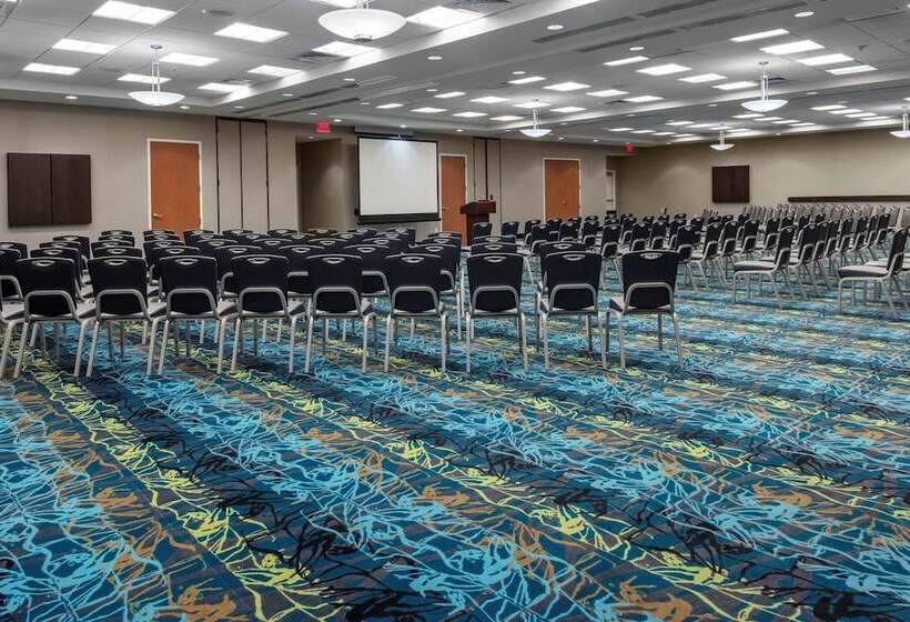 هتل Homewood Suites By Hilton Phoenix Airport South