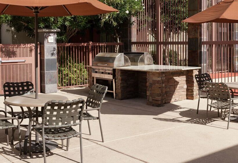 هتل Homewood Suites By Hilton Phoenix Northhappy Valley