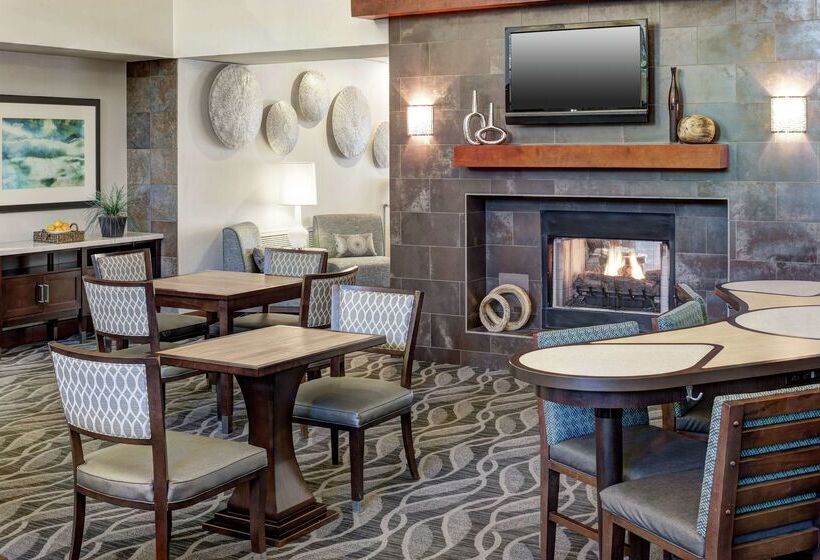 هتل Homewood Suites By Hilton Phoenix Northhappy Valley