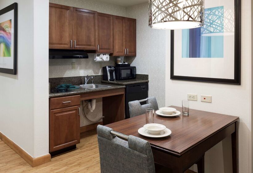 هتل Homewood Suites By Hilton Phoenix Northhappy Valley
