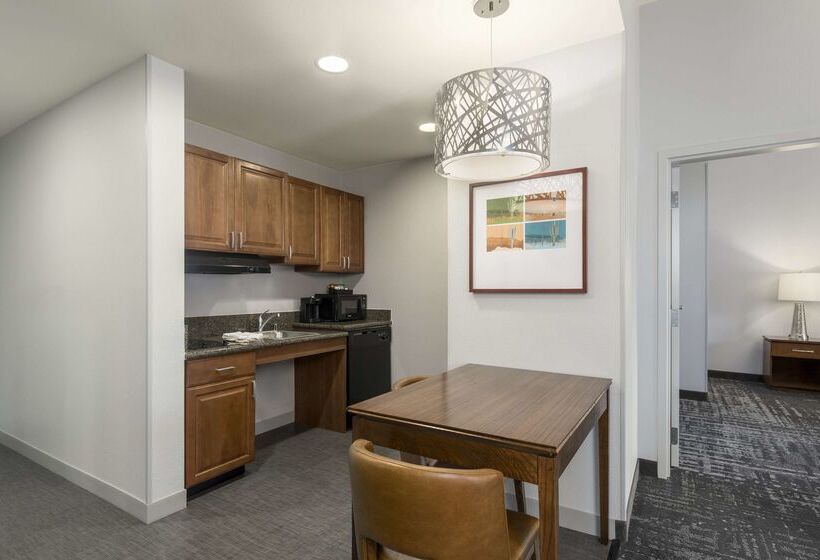 هتل Homewood Suites By Hilton Phoenix Northhappy Valley