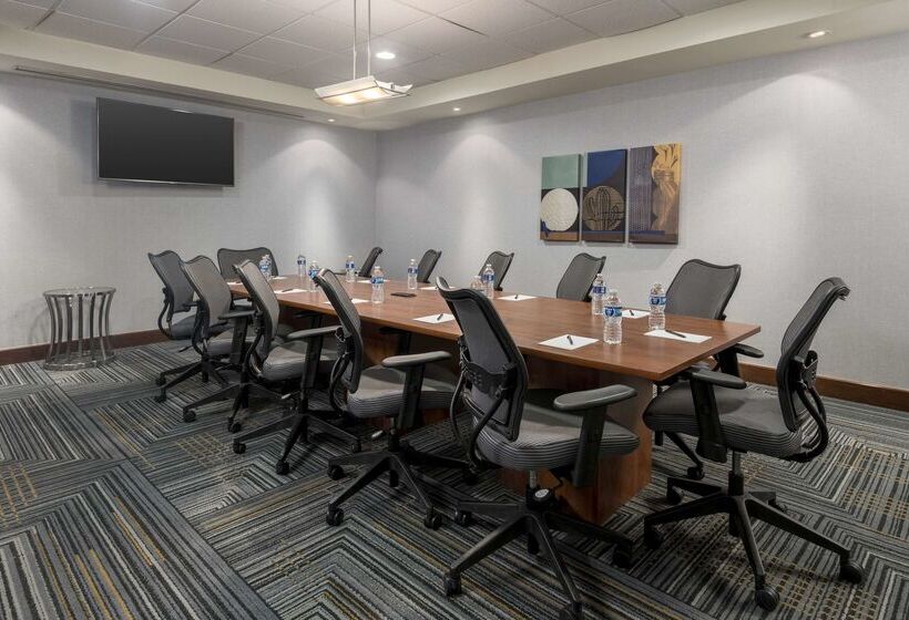 هتل Homewood Suites By Hilton Phoenix Northhappy Valley