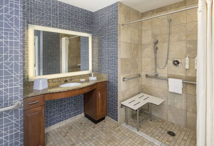 هتل Homewood Suites By Hilton Phoenix Northhappy Valley