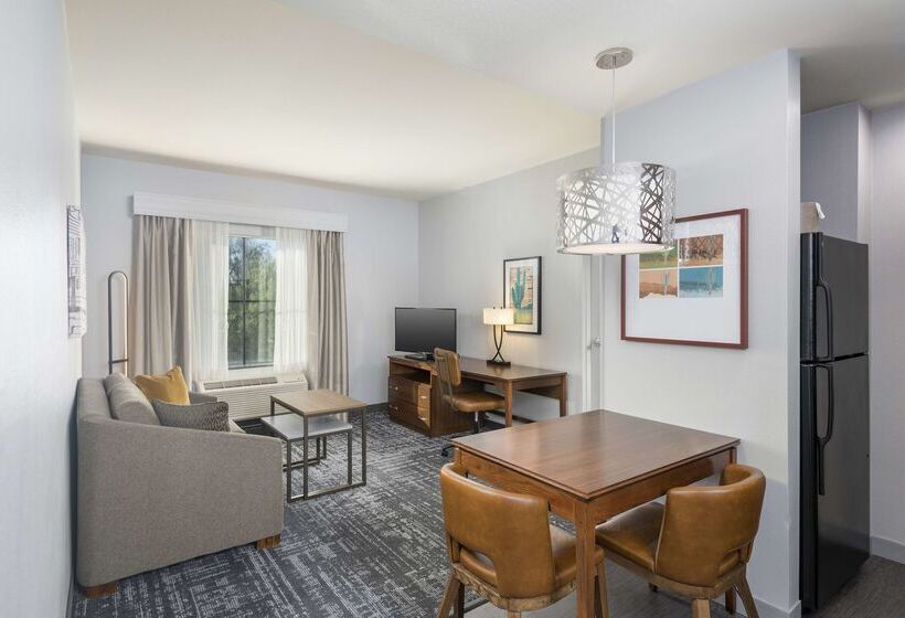 هتل Homewood Suites By Hilton Phoenix Northhappy Valley