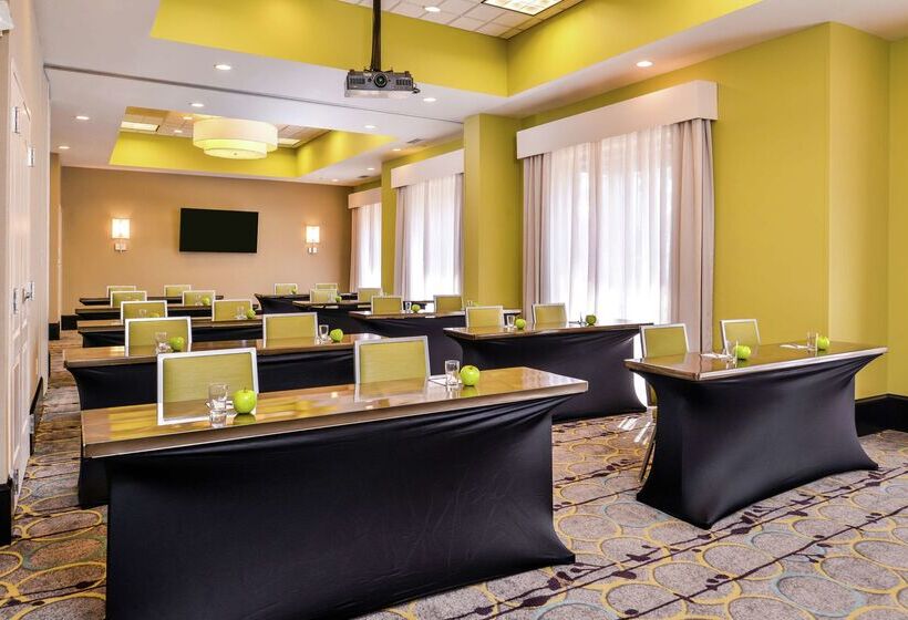 فندق Homewood Suites By Hilton Jacksonville Downtown Southbank