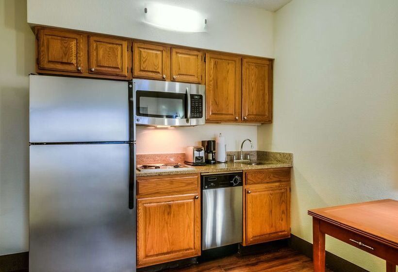 هتل Hyatt House Chicago Schaumburg