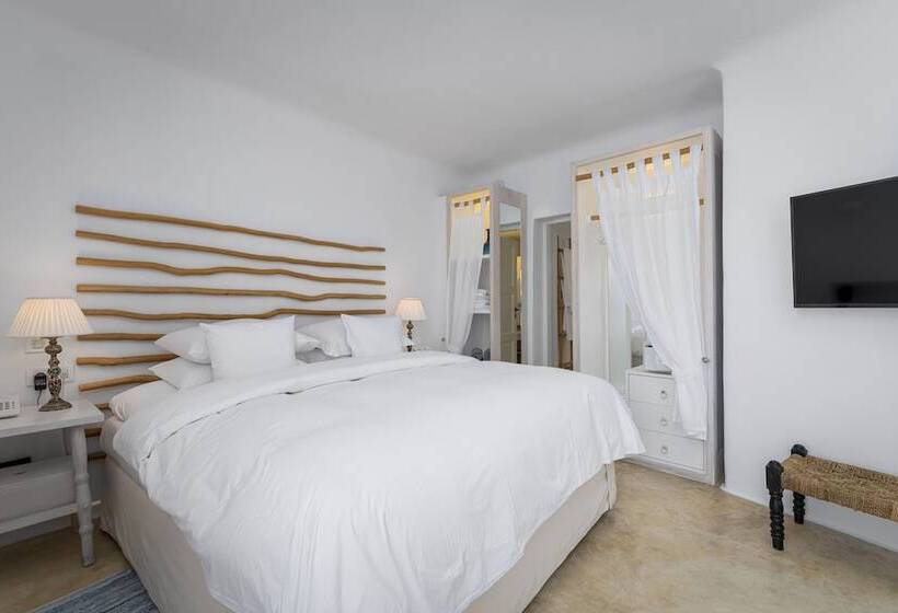 Iconic Santorini, A Boutique Cave Hotel By Sandglass