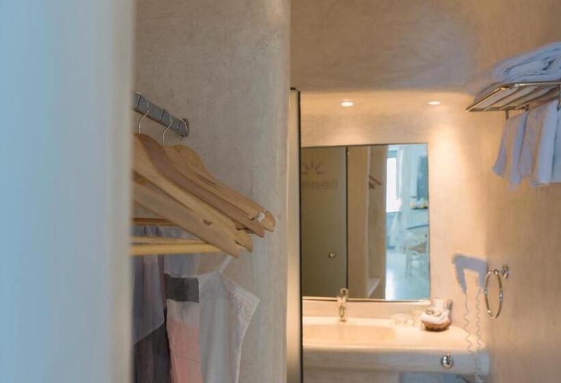 Iliovasilema Hotel & Suites