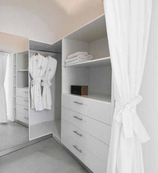 Iliovasilema Hotel & Suites