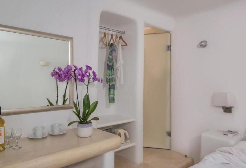 Iliovasilema Hotel & Suites