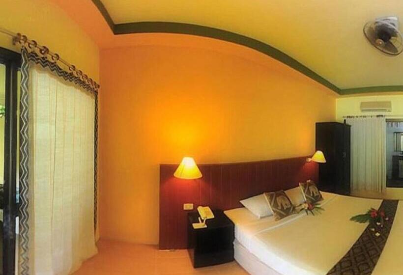 בית מלון כפרי Koh Hai Fantasy Resort & Spa