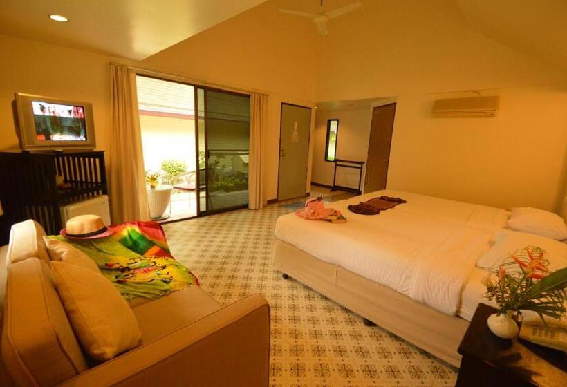 בית מלון כפרי Koh Hai Fantasy Resort & Spa