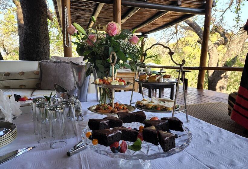 ホテル Kuname River Lodge