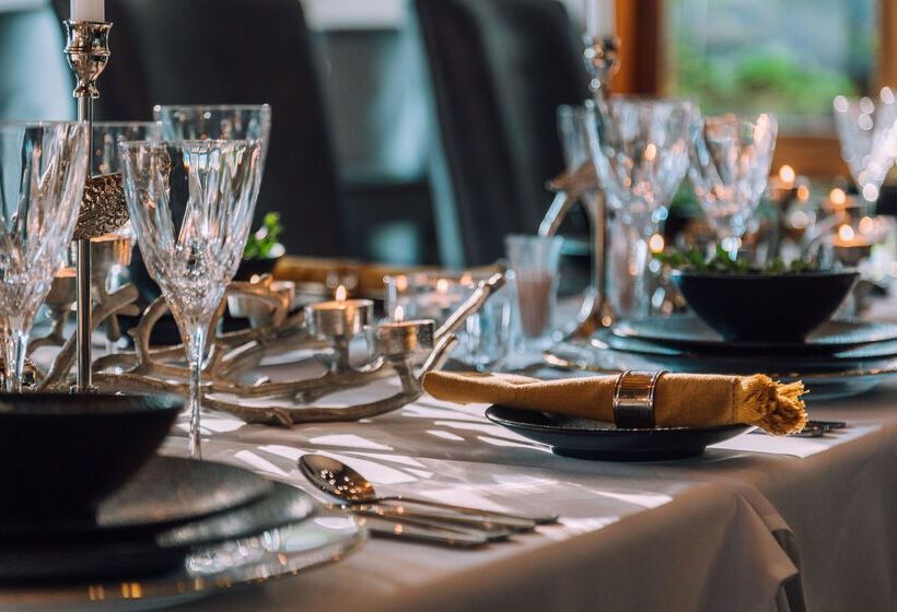 ホテル Kuname River Lodge