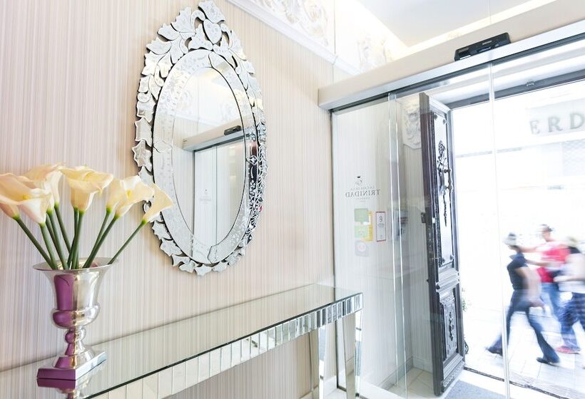 هتل La Casa De La Trinidad