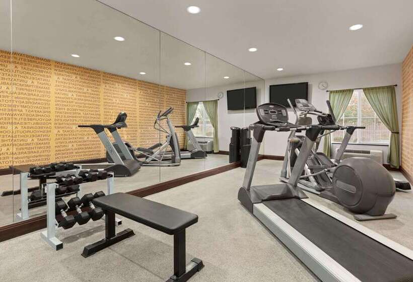 ホテル La Quinta By Wyndham Fresno Northwest