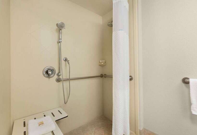 ホテル La Quinta By Wyndham Fresno Northwest