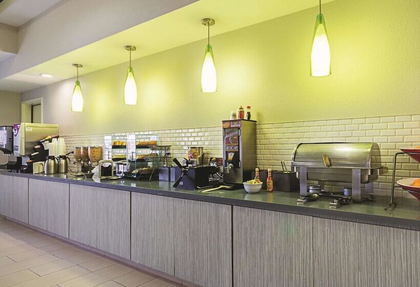 ホテル La Quinta By Wyndham Fresno Northwest