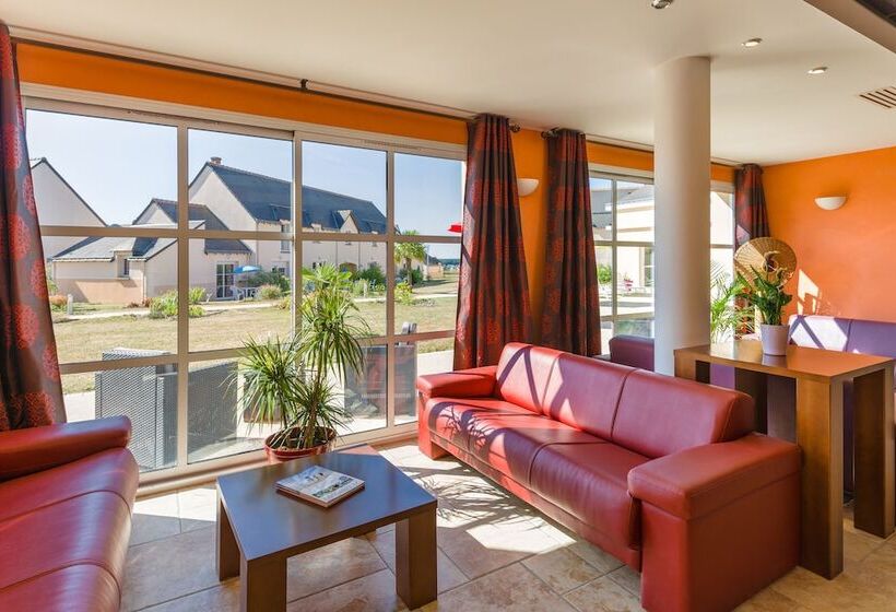 בית מלון כפרי Lagrange Vacances Les Jardins Renaissance