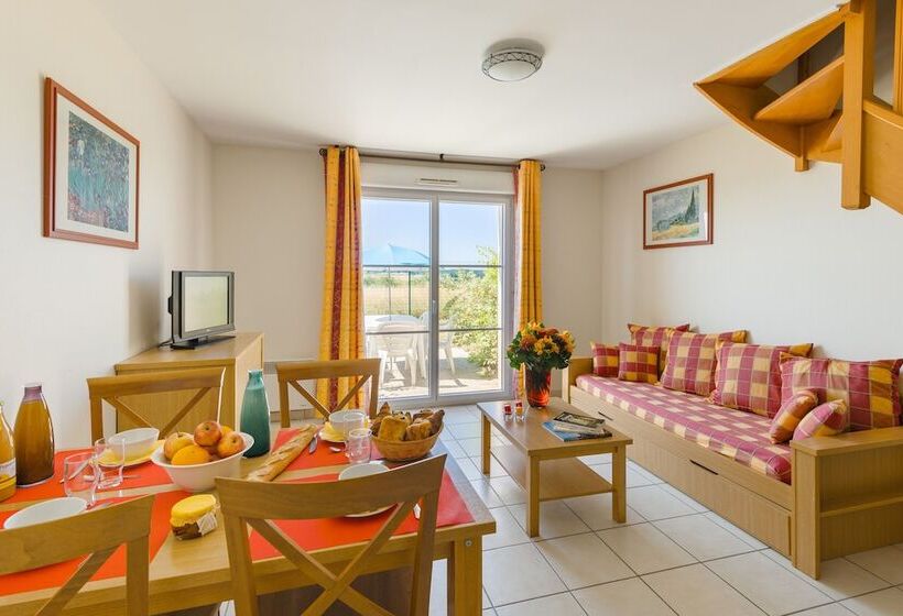 בית מלון כפרי Lagrange Vacances Les Jardins Renaissance