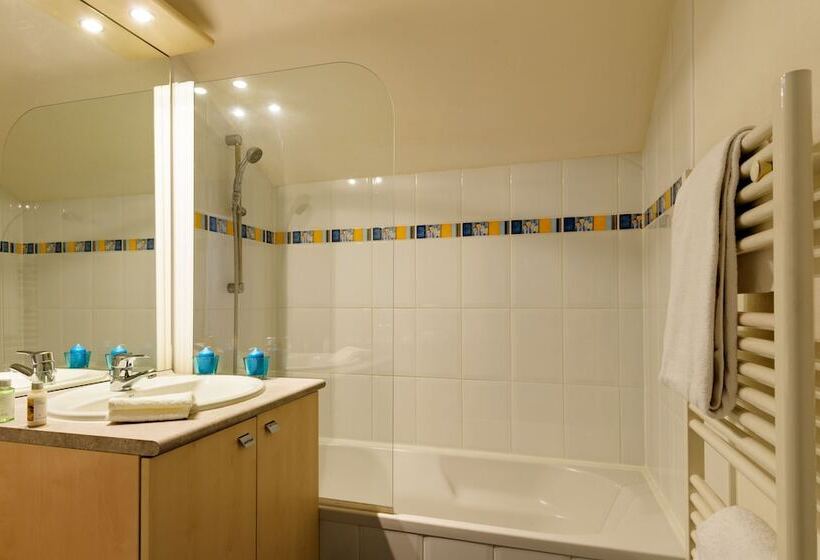 호텔 Lagrange Vacances Les Roches Douvres