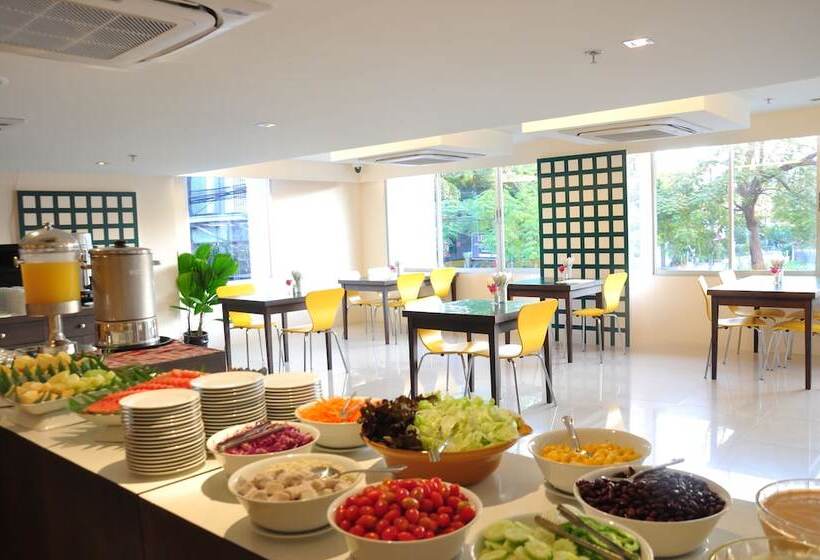 Mayflower Grande Hotel Chiang Mai