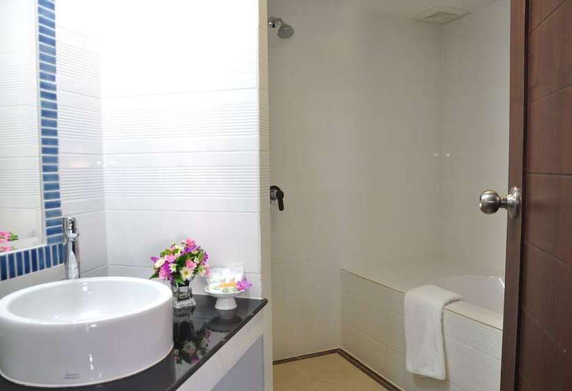 Mayflower Grande Hotel Chiang Mai