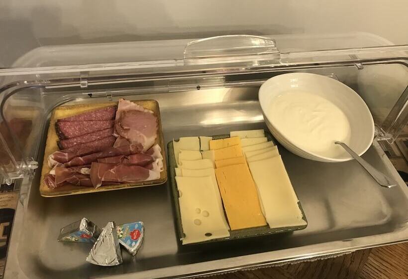 ホテル Merlindale