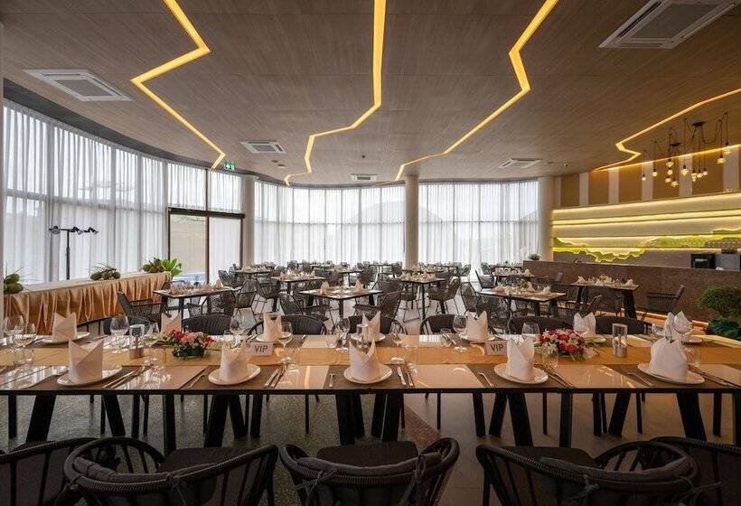 Hotel Metadee Concept