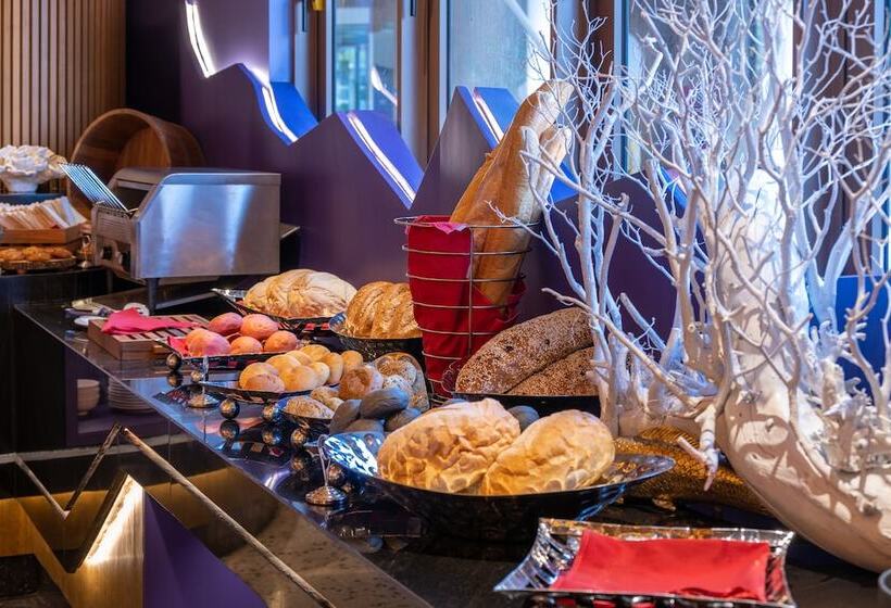 Hotel Metadee Concept