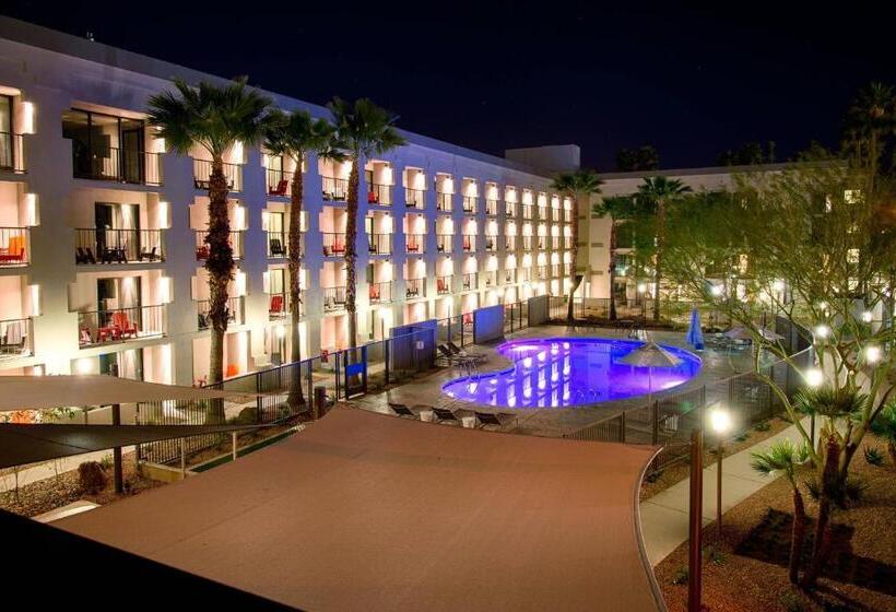 هتل Moxy Phoenix Tempe/asu Area