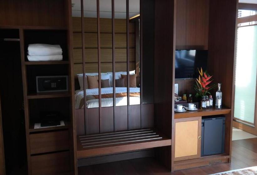 호텔 Mövenpick Resort Bangtao Beach Phuket