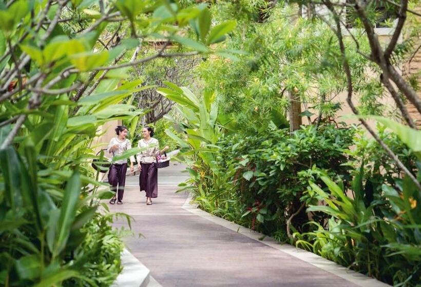 هتل Mövenpick Resort Bangtao Beach Phuket