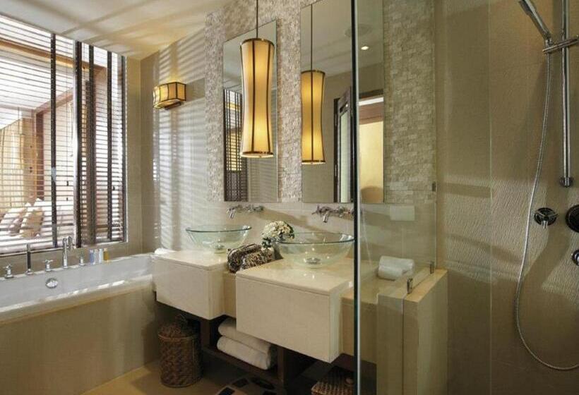 호텔 Mövenpick Resort Bangtao Beach Phuket