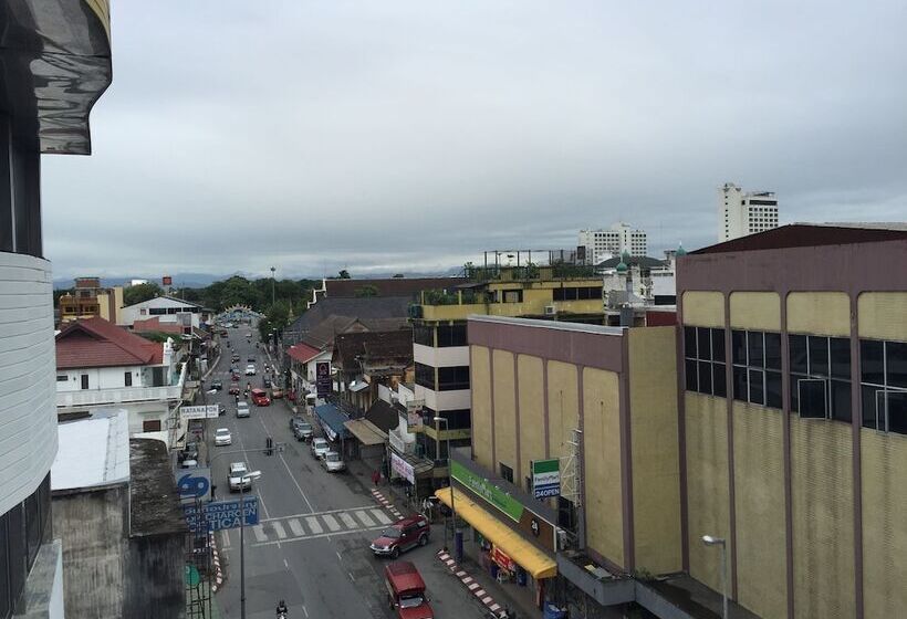 酒店 Navinda Chiang Mai Resort