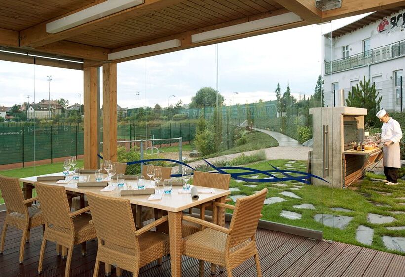 Отель NH Collection Olomouc Congress