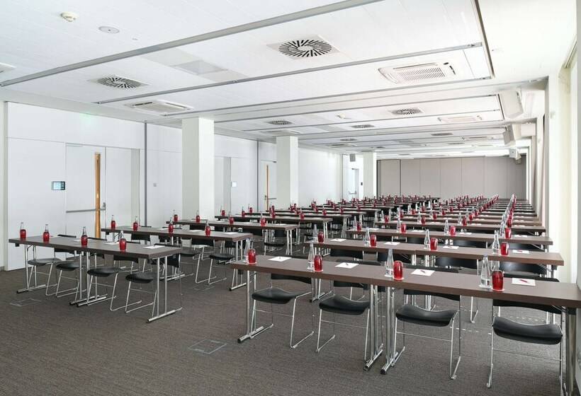 Отель NH Collection Olomouc Congress