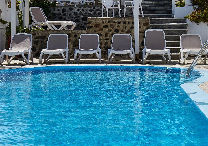 Отель Nissos Thira