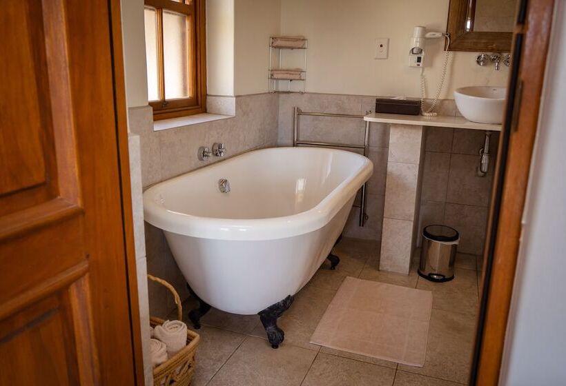 فندق Oyster Bay Lodge