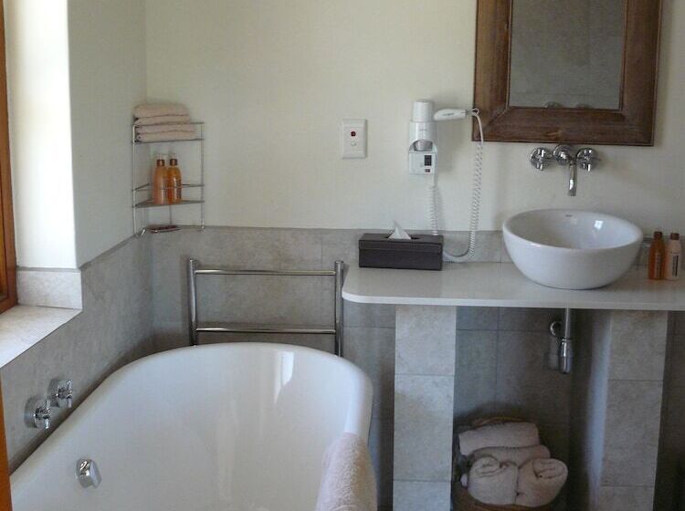 فندق Oyster Bay Lodge