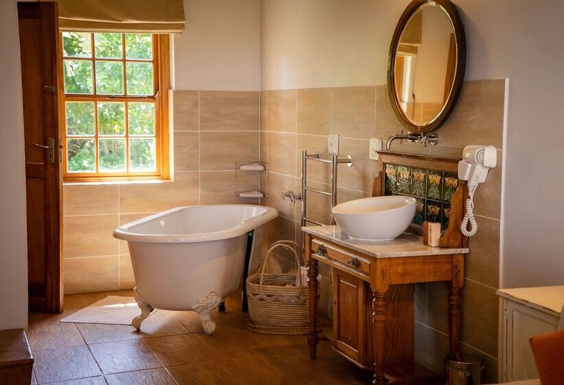 فندق Oyster Bay Lodge