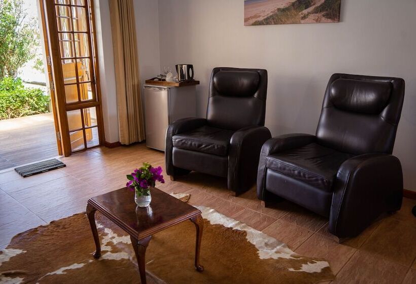 فندق Oyster Bay Lodge